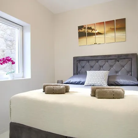Casa Del Sole - Ugljan Island Apartment *